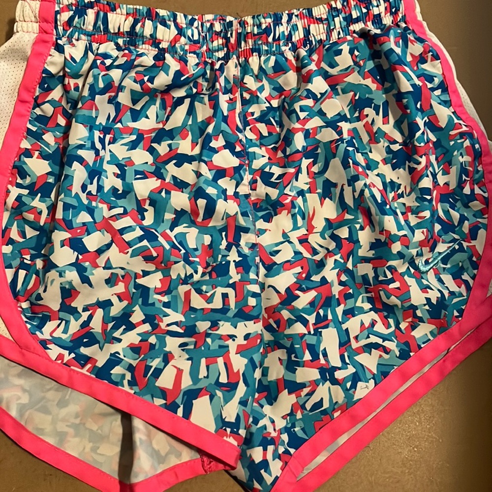 Nike girl running shorts.guc